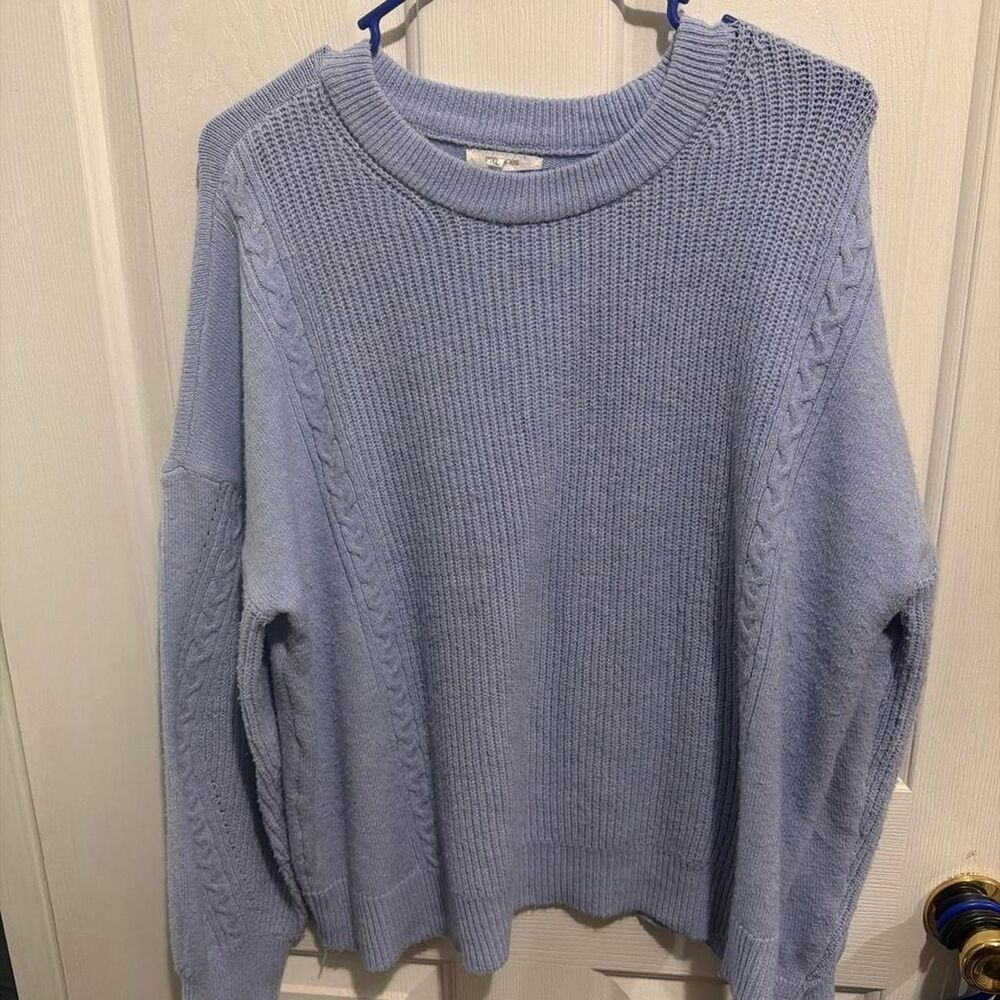 Maurices Women's Blue and Purple sweater